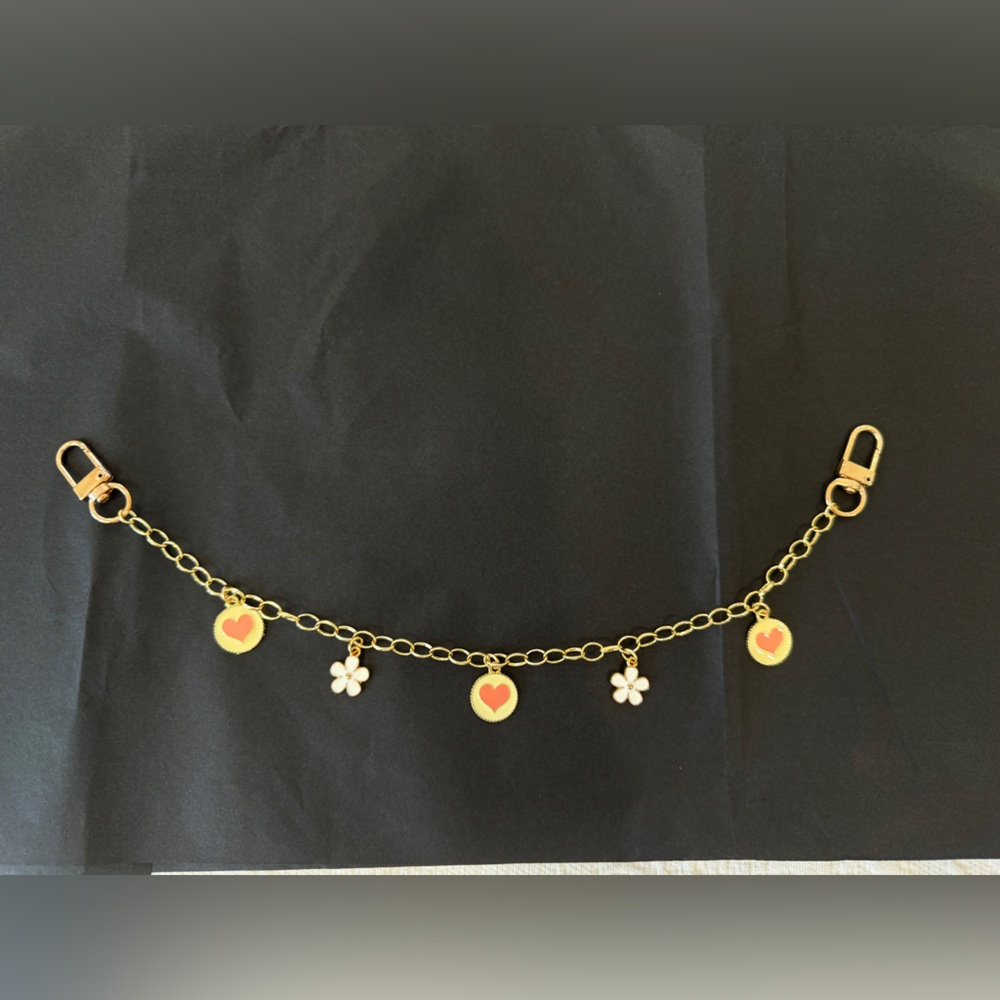 Gold Heart and Flower Bag Chain Charm